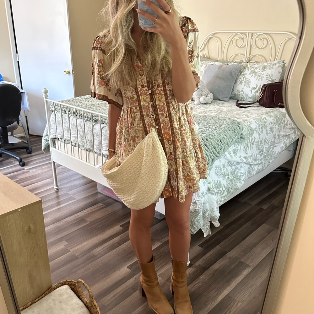 AE Crochet Crossbody